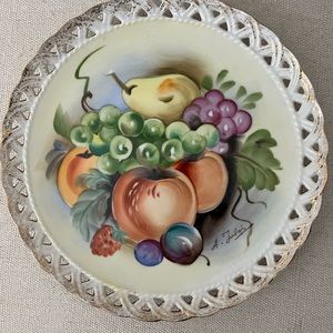 Vintage Collectable Hand Painted Plate